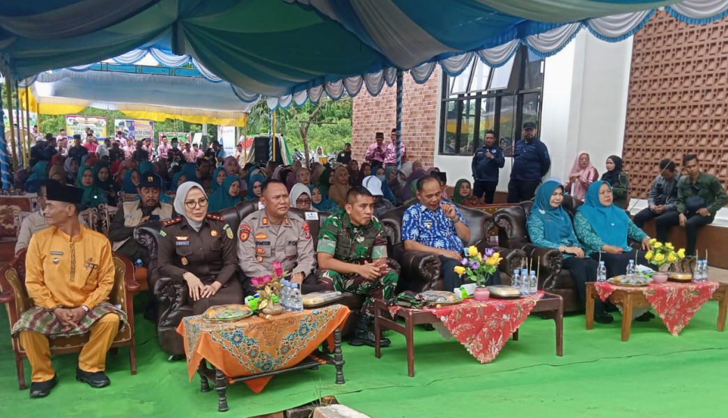 Dampingi Dandim 0314/Inhil, Anggota Koramil 03/Tpl Hadiri Acara Peresmian Kantor Camat Tempuling