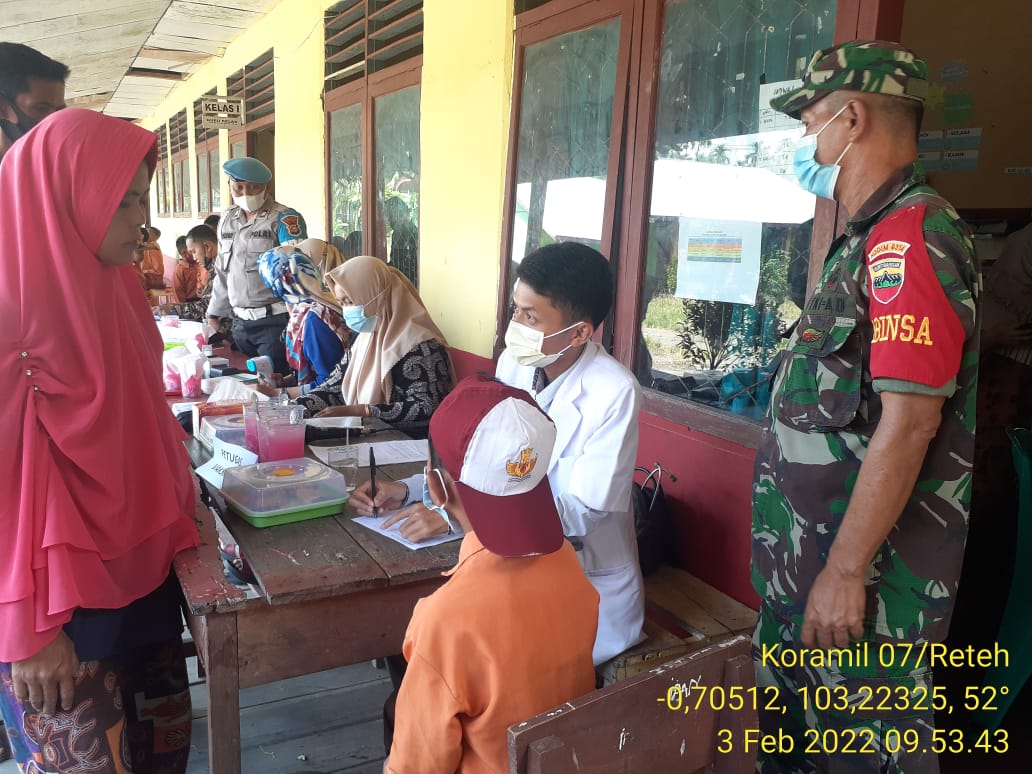Pendampingan Vaksinasi untuk Pelajar Kembali Dilakukan Koramil 07/Reteh