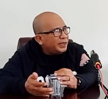 Ketum PWI Pusat Tunjuk Rina Dianti Hasan Jadi Plt Ketua PWI Kampar Periode 2025-2028 Ketum PWI Pusat Tunjuk Rina Dianti Hasan Jadi Plt Ketua PWI Kampar Periode 2025-2028