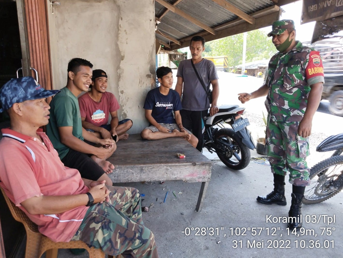 Babinsa Koramil 03/Tempuling Sambangi Warga Binaan Lakukan Komsos