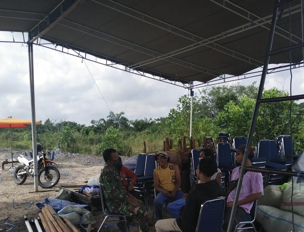 Himbau Pemuda, Personel Koramil 03/Tempuling Turut Menjaga Keamanan Selama Ramadhan