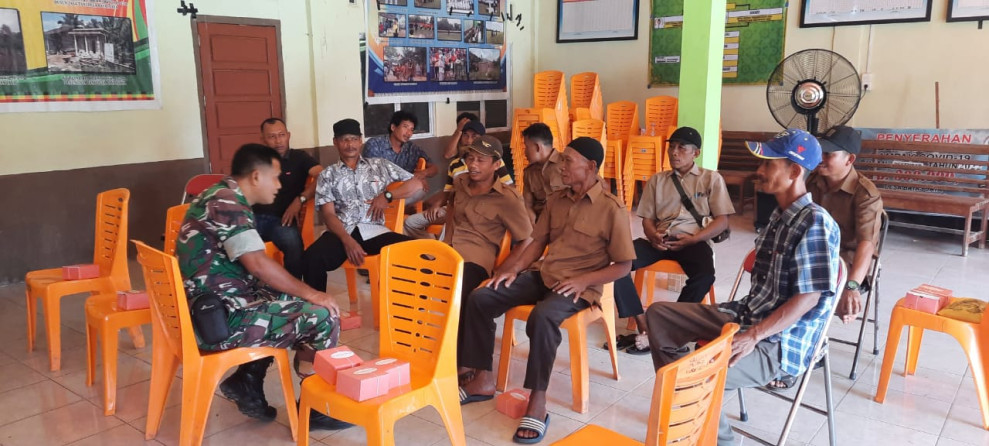 Dukung Tugas Pokok, Babinsa 03/Tpl Komsos Dengan Ketua RT/RW Di Wilayah Binaan