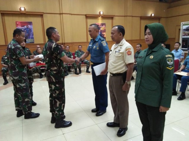 Wakapuspen TNI Tutup Pelatihan Fotografer Jurnalistik