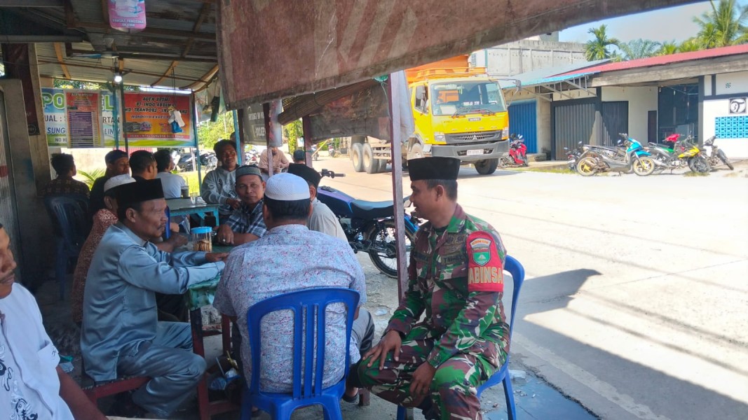 Lewat Komsos, Babinsa Koramil 09/Kmg Petakan Potensi Desa Sencalang