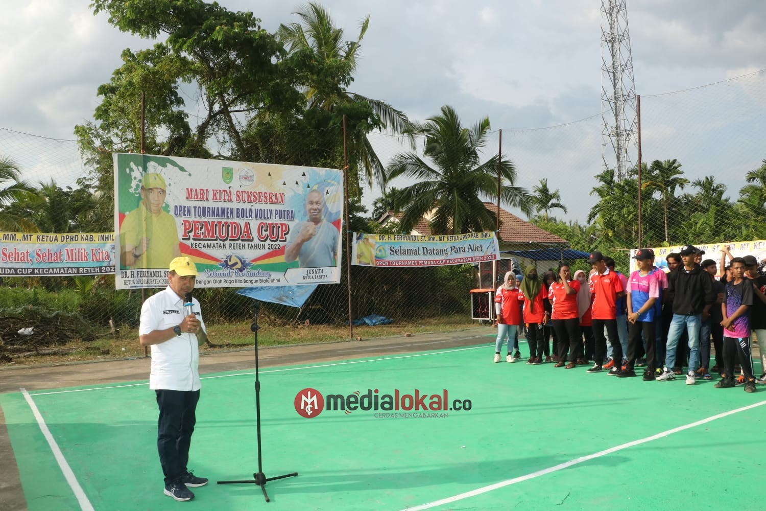 Berhadiah Rp 50 Juta, Ferryandi Buka Secara Resmi Turnamen Bola Voli di Pulau Kijang 
