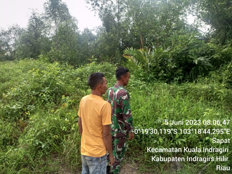 Jaga Lingkungan, Babinsa Koramil 04/Kuindra Terus Lakukan Patroli