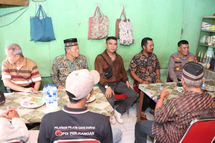 Polres Inhil Gelar Jum'at Curhat bersama IWO dan Tokoh Masyarakat