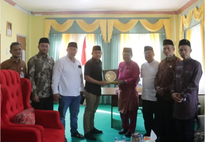 Komisi I DPRD Riau Kunjungan Insidentil ke Pemkab Rohil Komisi I DPRD Riau Kunjungan Insidentil ke Pemkab Rohil