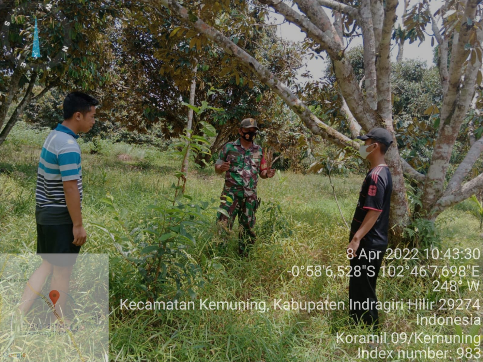 Babinsa Serda Ramadhan Rutin Melakukan Patroli Karhutla di Desa Air Balui