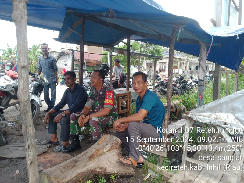 Koramil 07/Reteh Jalin Silaturahmi Dengan Warga Agar Terciptanya Suasana yang Harmonis