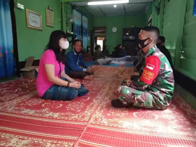 Berduka! Veteran TNI Tutup Usia, Babinsa Melayat ke Rumah Duka