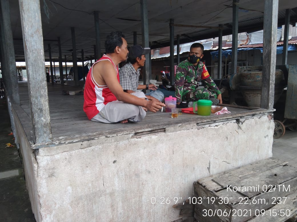 Rutin Lakukan Silahturrahmi, Serda Agusmi Harianto Komsos di Tanjung Baru