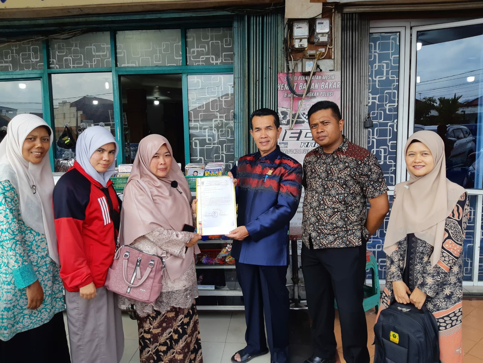 Asra Faber: Guru PAI Anak Kandung Yang Ditirikan