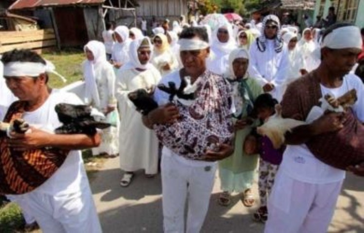 5 Tradisi Unik Masyarakat di Indonesia Sambut Idul Adha