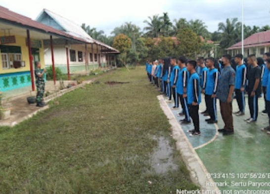Kodim 0314/Inhil Berikan Materi P5BK di SMK Negri Kecamatan Kempas 