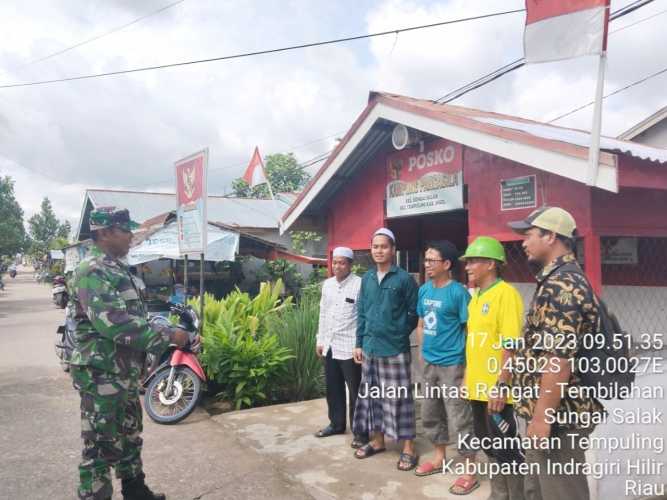 Jaga Kamtibmas Kampung Pancasila, Babinsa 03/Tpl Komsos Bersama Tokoh Pemuda