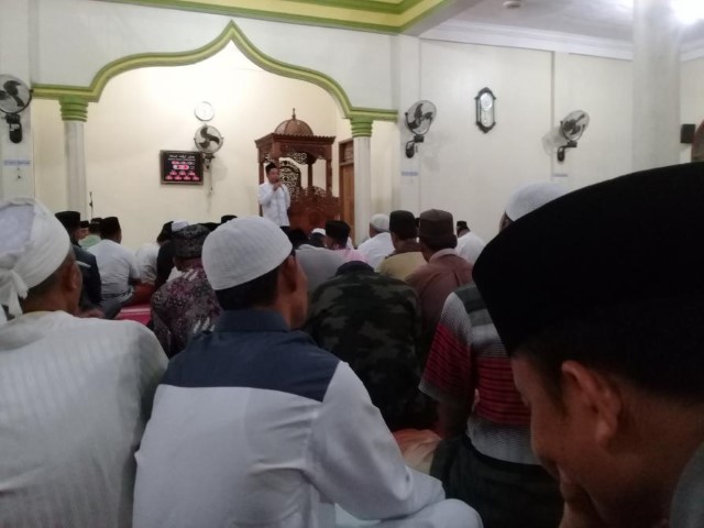 Camat Firdaus, Launching Subuh Berjamaah di Masjid Al Husni