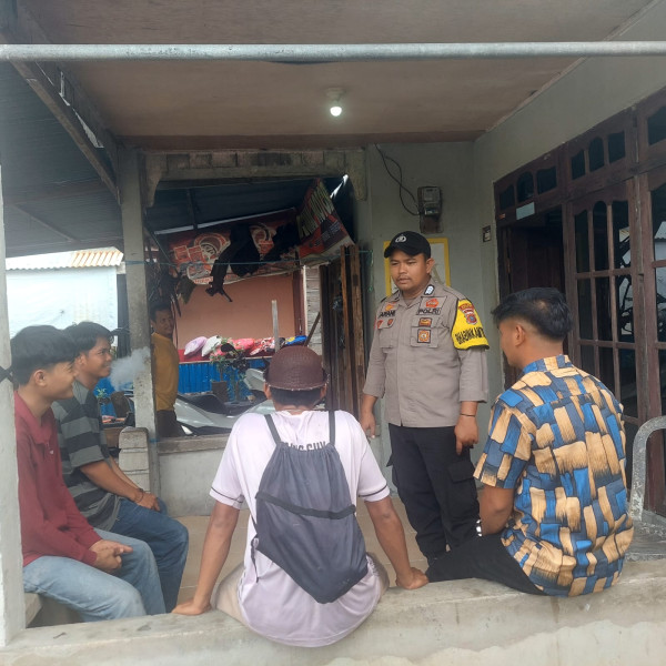 Peduli Terhadap Lingkungan, Bhabinkamtibmas Desa Kuala Gaung Berikan Sosialisasi dan Edukasi Cegah Karhutla