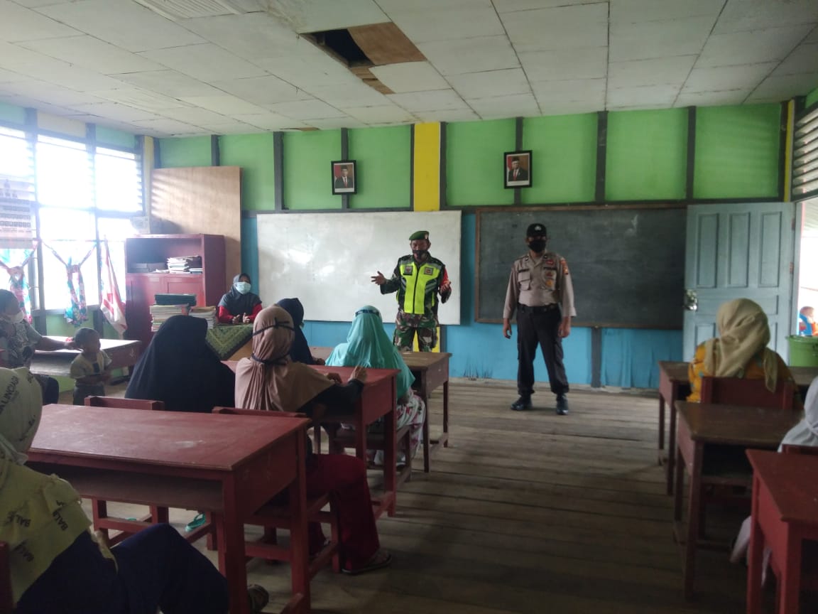 Pelda Doni Akmal dan Ipda Beni Lakukan Penegakan Protkes