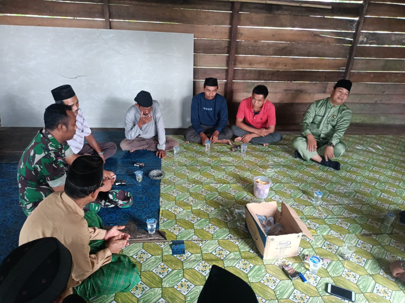 Babinsa Serda Margono Jalin Hubungan yang Harmonis Melalui Komsos