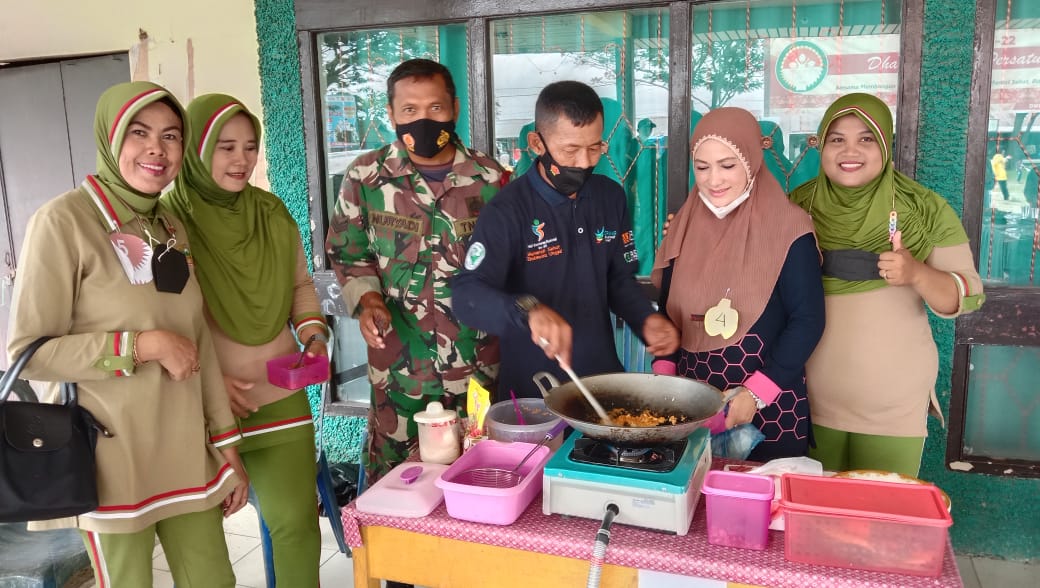 Danramil 03/Tempuling Unjuk Kemampuan Dalam Perlombaan Peringatan Hari Ibu
