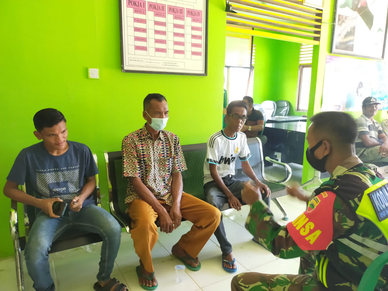 Serda Asrion Babinsa 04/Kuindra Kembali Lakukan Komsos