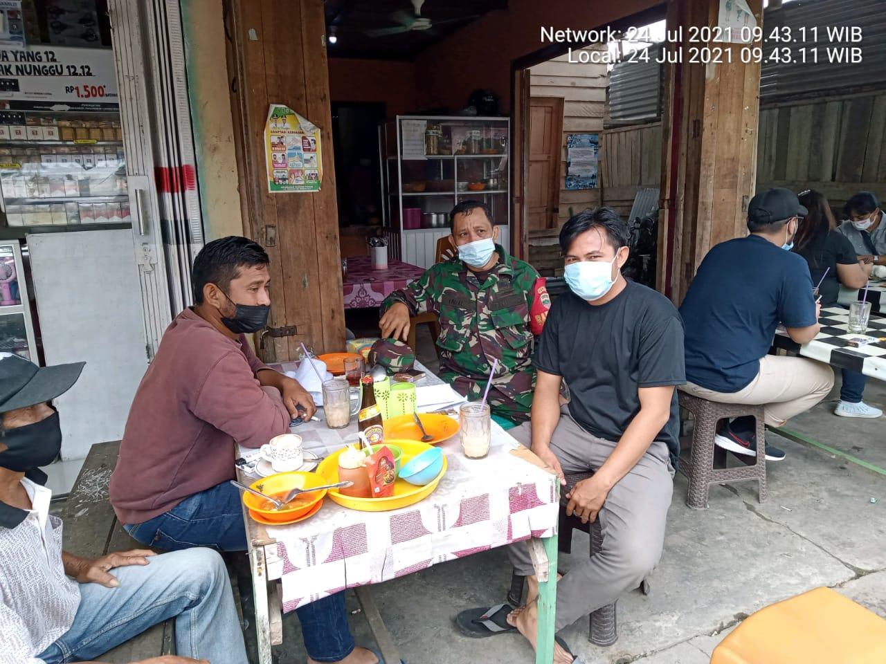 Babinsa Koramil 03/Tempuling Rutin Laksanakan Komsos dengan Warga Binaan