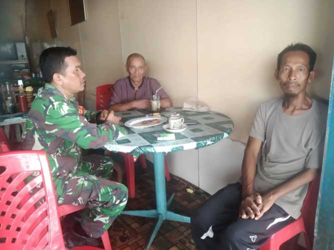 Babinsa Koramil 04/Kuindra Saling Menjaga Toleransi Bersama Masyarakat