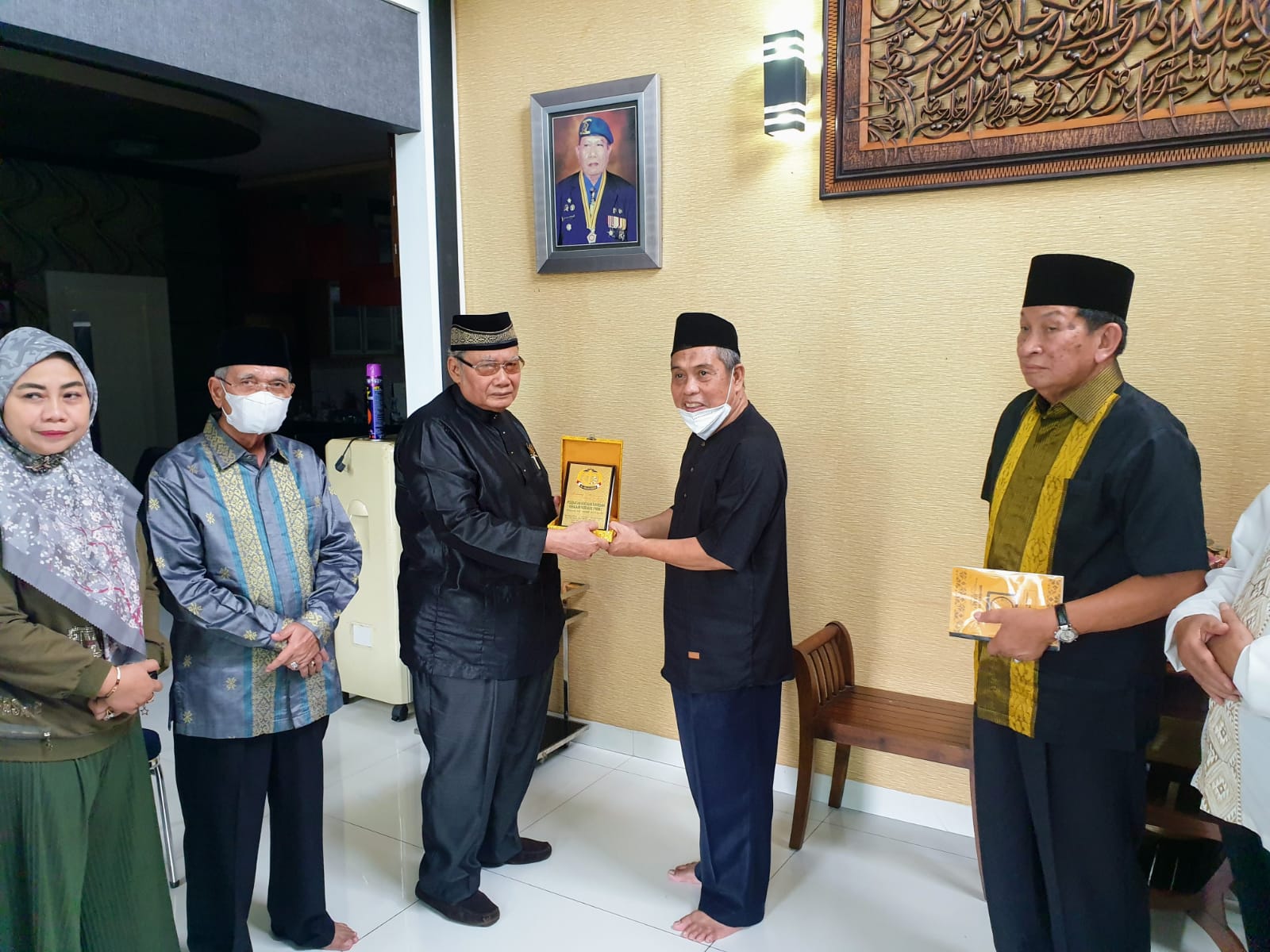 Giliran Kekerabatan Kerajaan Indragiri Dikunjungi Pimpinan LAMR Terpilih 