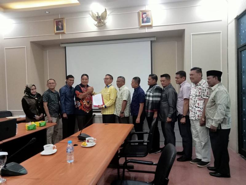Badan Kehormatan Terima Surat Mosi Tidak Percaya 36 Anggota Terhadap 2 Pimpinan DPRD Bengkalis.