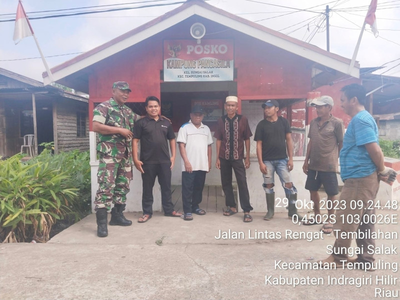Tak Kenal Libur, Babinsa Koramil 03/Tpl Kodim 0314/Inhil Tetap Hadir di Tengah-tengah Masyarakat