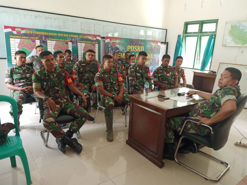 Jalankan Tupoksi, Danramil 09/Kemuning Ikuti Jam Komandan