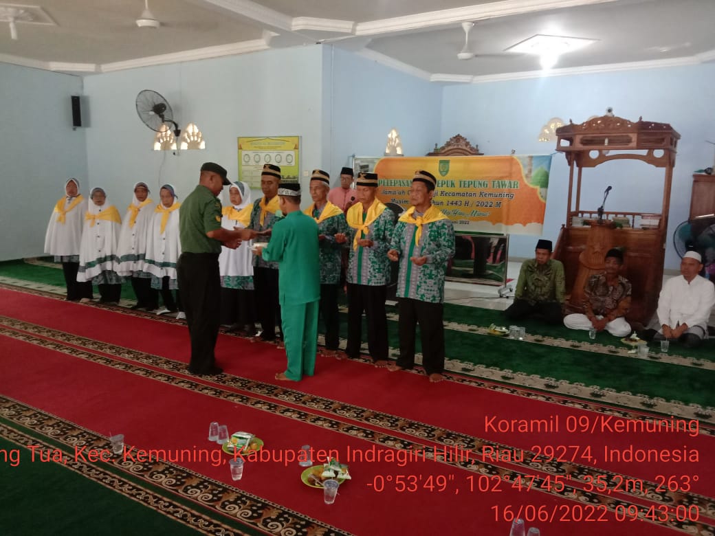 Danramil Kemuning Lepas dan Tepuk Tepung Tawar Calon Jemaah Haji