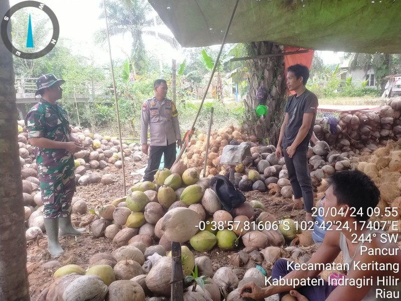 Jalin Kerjasama Yang Erat Bersama Babinsa Koramil 09/Kmg dan Masyarakat Setempat