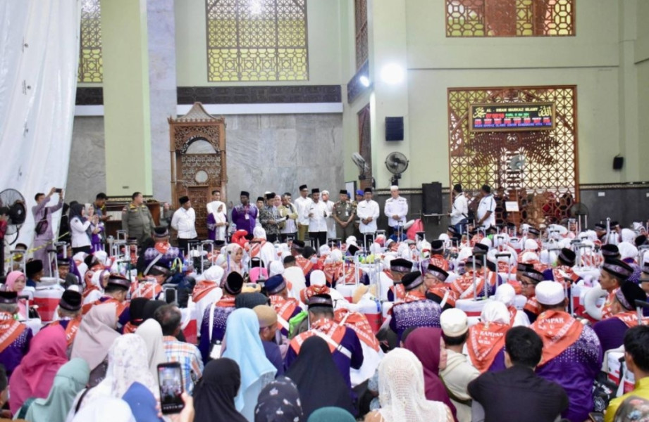 Pj Bupati Lepas 442 CJH Kampar Kloter Pertama