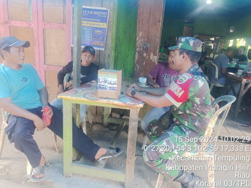 Bersama Tomas Dan Pemuda Babinsa 03/Tpl Komsos Terkait Pilkada