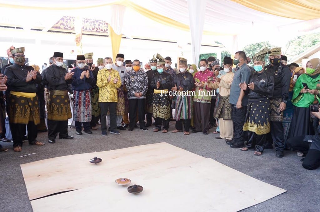 Bupati Inhil Hadiri Peresmian Gerai Sentra Budaya dan Ekonomi Kreatif Melayu Riau