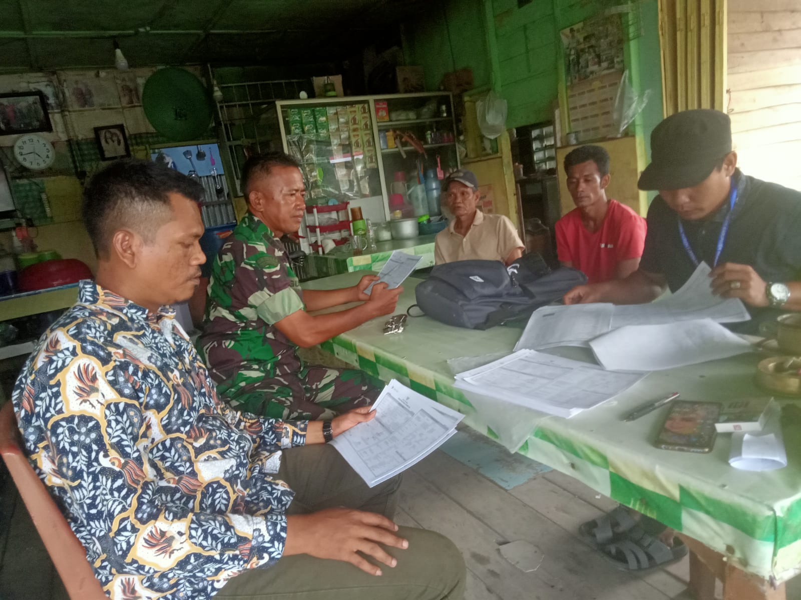 Jalin Kekompakan Serta Jaga Keamanan Desa Bersama Peltu Gusmar