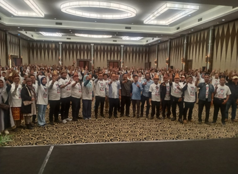 Ribuan Warga Riau dari Lima  Paguyuban Lima Propinsi Dekralasi Dukung Prabowo-Gibran