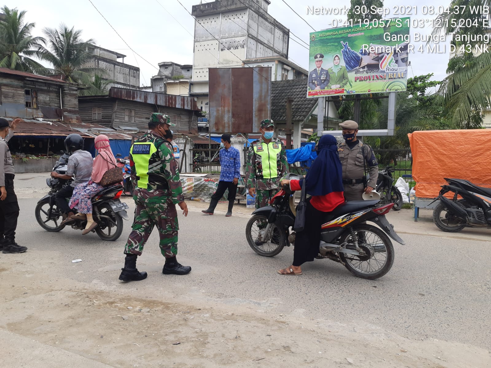 Koramil 07/Reteh Bersama Satgas Rutin Lakukan Pencegahan Corona