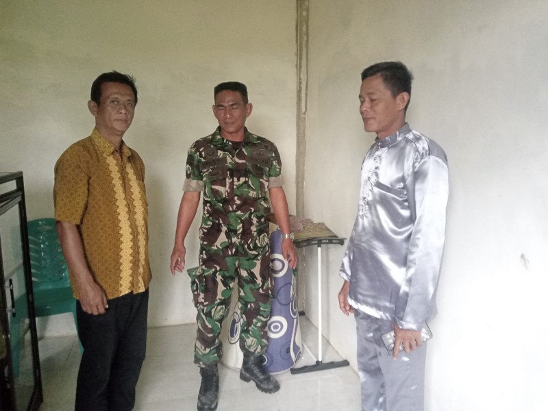 Babinsa Koramil 04/Kuindra Giat Laksanakan Komsos untuk Meningkatkan Kesadaran dan Kepedulian Masyarakat