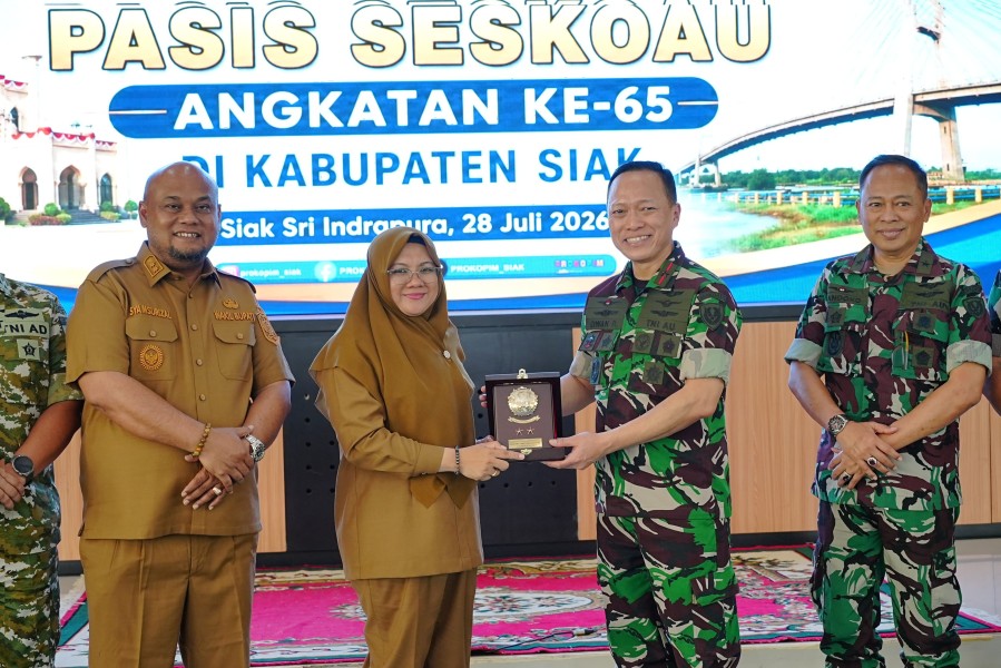 Sambut Kunjungan Pasis Seskoau Angkatan ke - 65, Bupati Afni Harap Akan Ada Kerjasama Untuk Kemajuan Siak