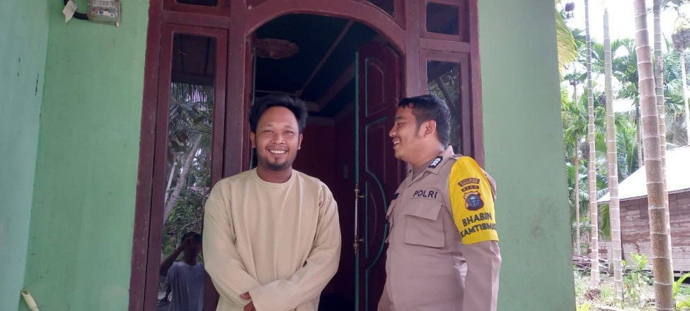 Lewat Sambang, Bhabinkamtibmas Desa Gembira Brigadir Sebi Kurniawan Ajak Warga Wujudkan Kamtibmas Yang Kondusif