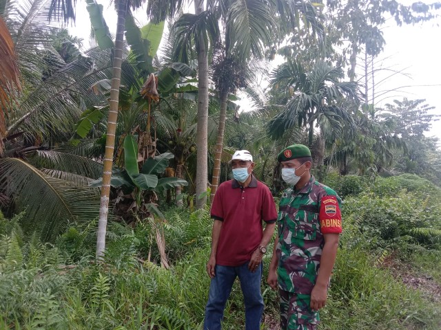 Babinsa Koramil 04/Kuindra Lakukan Himbauan Terkait Dampak Akibat Timbulnya Karhutla