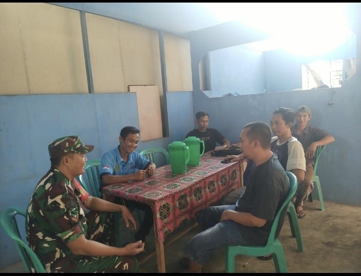 Babinsa Koramil 03/Tpl Koptu Jalaludin Laksanakan Silaturahmi Idul Fitri 1447 H di Kelurahan Kempas Jaya