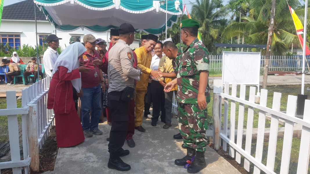 Bhabinsa 05/Gas Hadiri Pembukaan Poskamling Di Wilayah Binaan