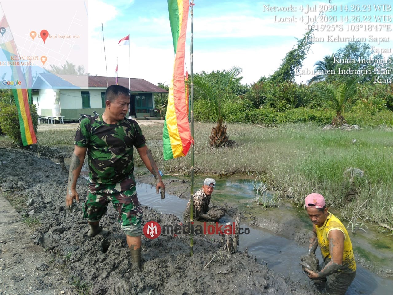 Koramil 04/Kuindra Goro Pelebaran Jalan Menuju Kantor