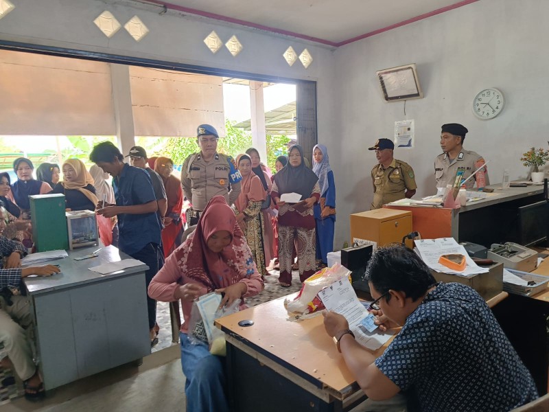 Polsek Enok Pastikan Keamanan dan Transparansi Penyaluran BLT Kesra 2025