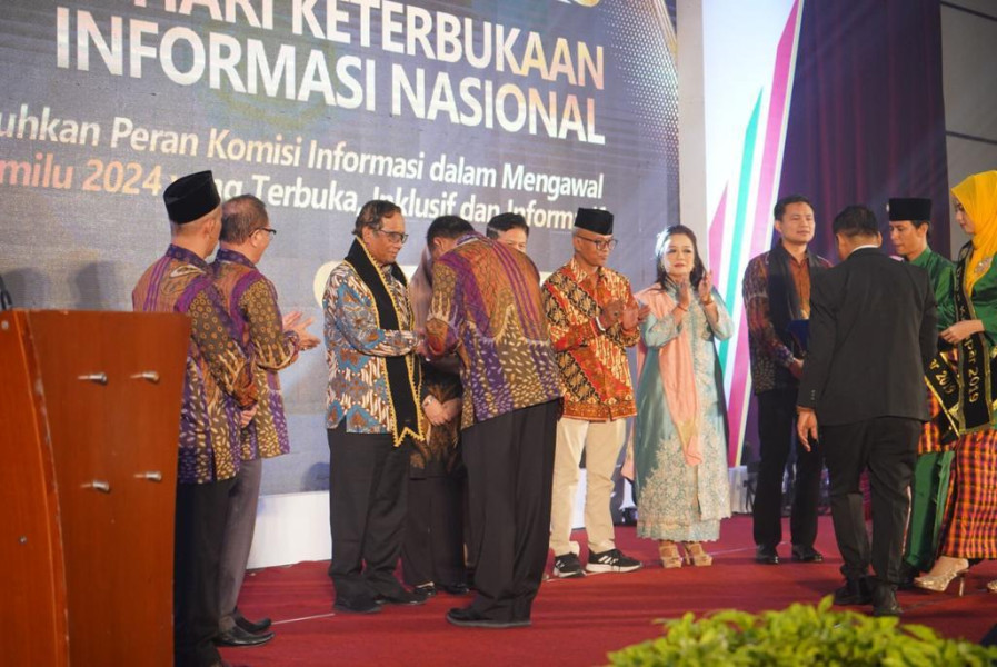 Wakapolda Riau Hadiri Acara Puncak Peringatan Hari Keterbukaan Informasi Tahun 2023