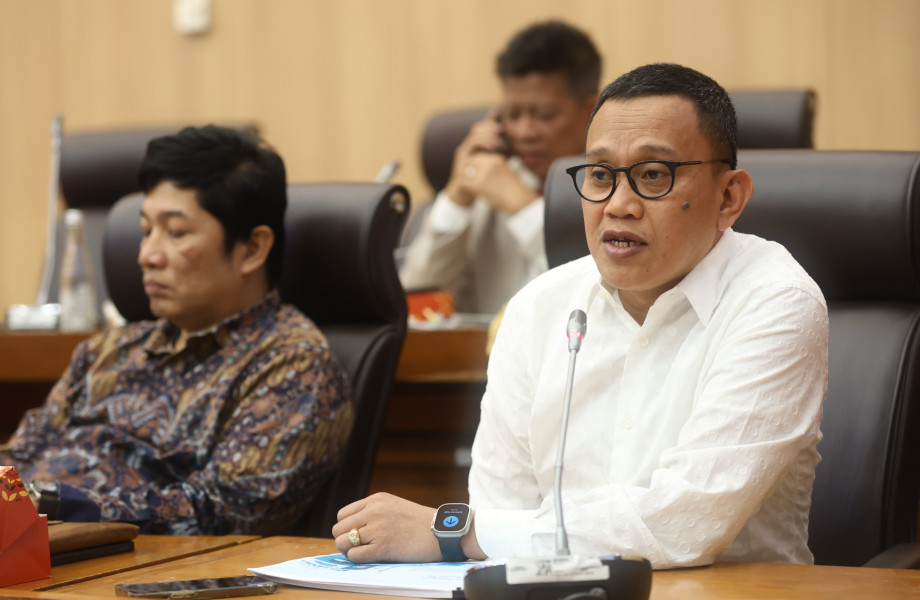 Terus Perkuat Ekosistem EV, Komisi VII DPR RI Apresiasi Kinerja PLN